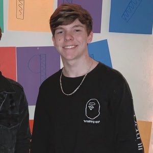 Meet your Posher, Jonathon